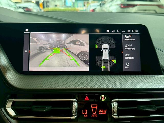 BMW寶馬 120I  第14張相片