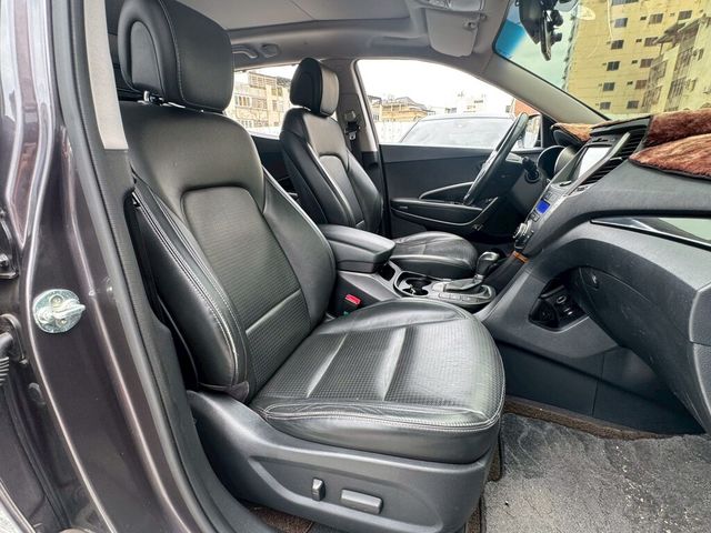 HYUNDAI現代 SANTA FE  第14張相片