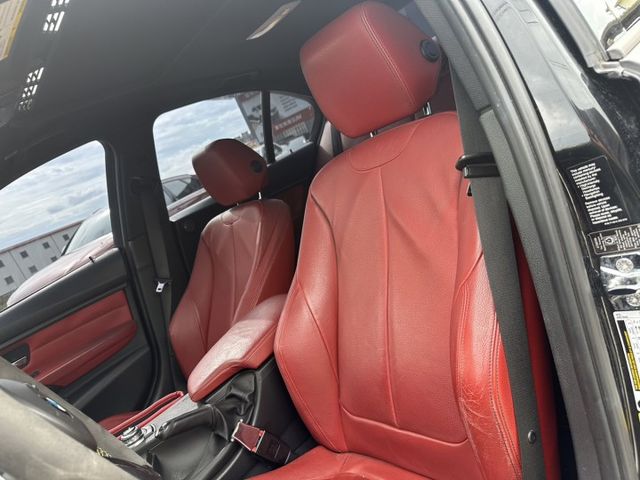 3 SERIES SEDAN F30  第12張相片