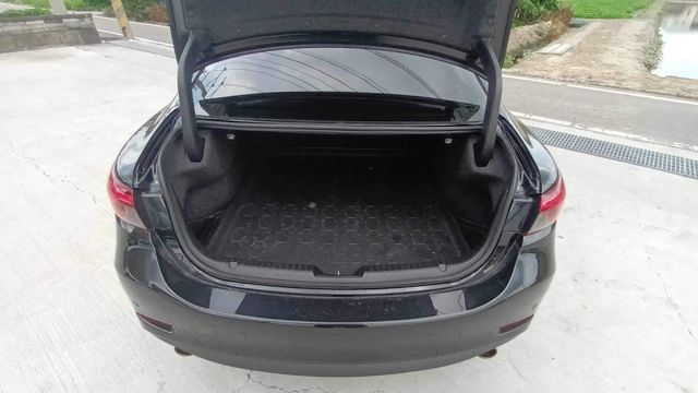 挑戰全網最低價 2017 MAZDA 6 SKY-G 頂級型  第7張相片