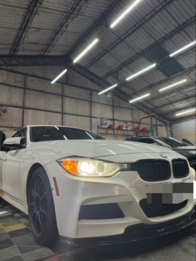 3 SERIES SEDAN F30  第1張相片