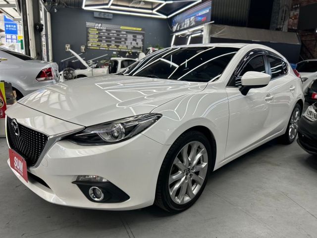 ★2016 Mazda 魂動馬3 5D 2.0頂級型★  第3張相片