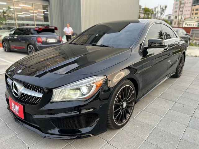 2015年 M-Benz  CLA250  2.0  第4張相片