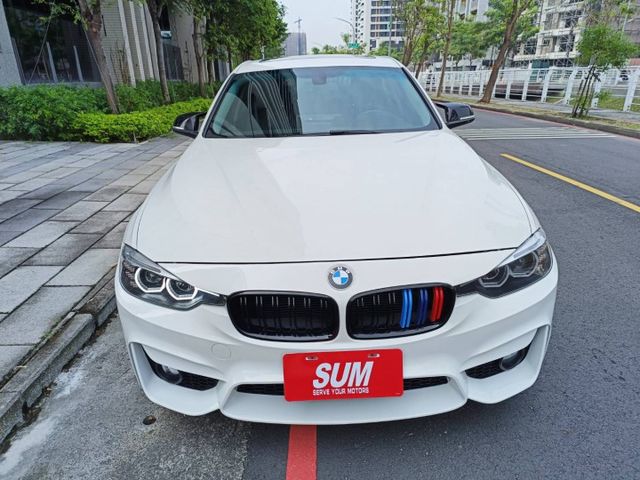 ☆2013年BMW  328i Sport Line  2.0★  第3張相片