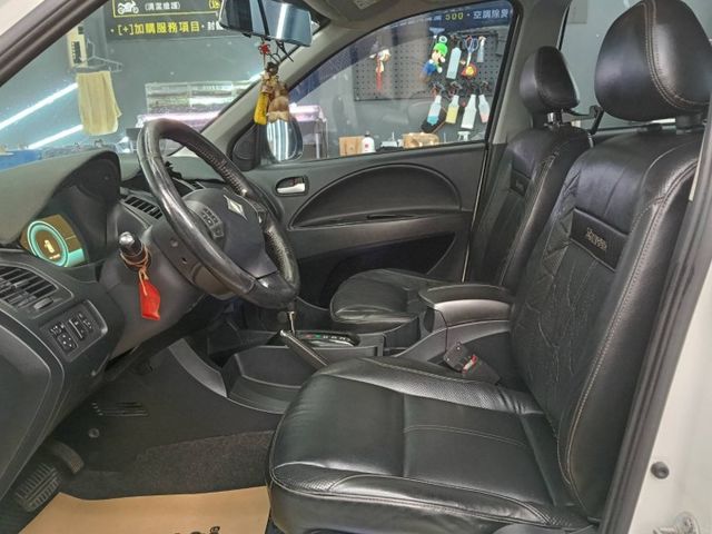 定速、盲點偵測、車道偏離警示、車道變換輔助  第6張相片