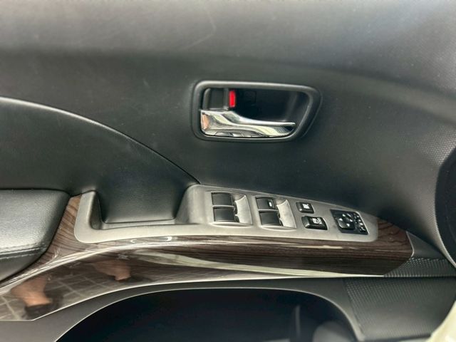 前後霧燈、電動天窗、定速、車頂行李架、ISOFIX、後座分離  第5張相片