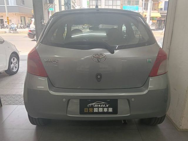 ABS防鎖死煞車、ISOFIX、倒車雷達、後座分離倒覆  第18張相片