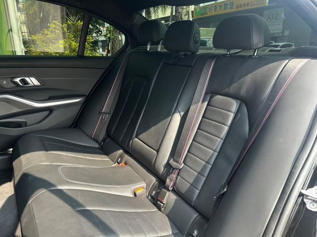 特別推薦！汎德總代理認證BMW M340i xDrive，3.0L渦輪引擎，動力強勁，操控出色，車況優良，低里程，豪華配  第15張相片