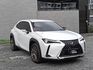 原廠保固至2028年，僅跑2萬公里，Lexus UX 250h豪華版油電休旅，高質感近新釋出！  第2張縮圖