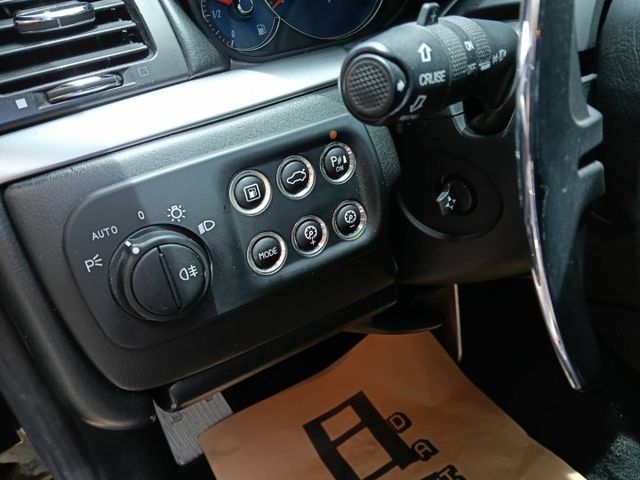 義式雙門 GT 跑車代表作，限量 Sport Line 套件＋Ferrari 血統 V8 引擎，聲浪與性能兼具！  第8張相片