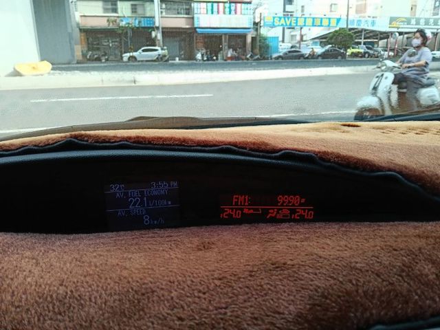 五門掀背Mazda 3開回家，再加碼送安卓機，超值又有型，代步、通勤都合適，歡迎洽詢！  第9張相片