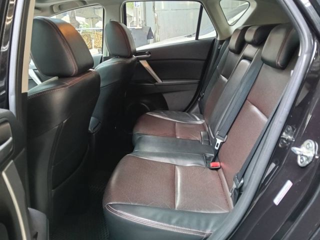 五門掀背Mazda 3開回家，再加碼送安卓機，超值又有型，代步、通勤都合適，歡迎洽詢！  第15張相片