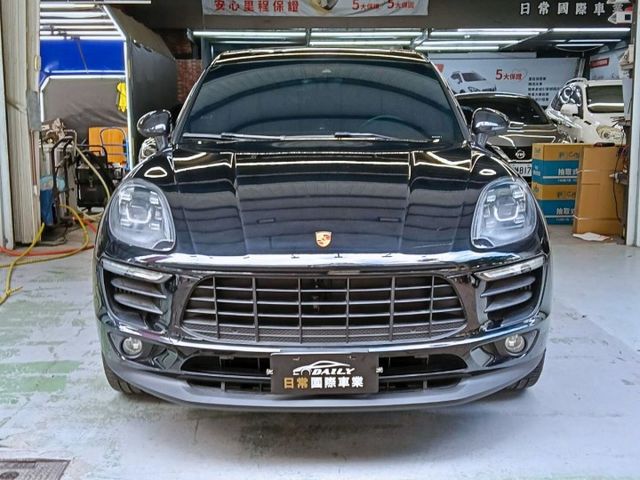 四輪驅動，3.0L 渦輪增壓，尾燈老改新升級貫穿式設計，配備齊全，操控穩定，里程合理，車況可靠。  第3張相片