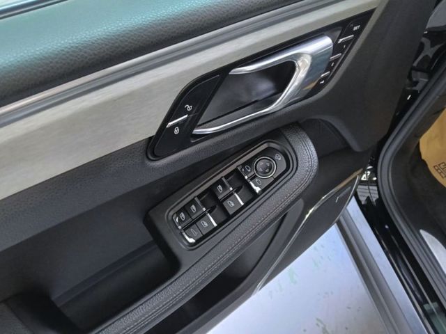 四輪驅動，3.0L 渦輪增壓，尾燈老改新升級貫穿式設計，配備齊全，操控穩定，里程合理，車況可靠。  第5張相片