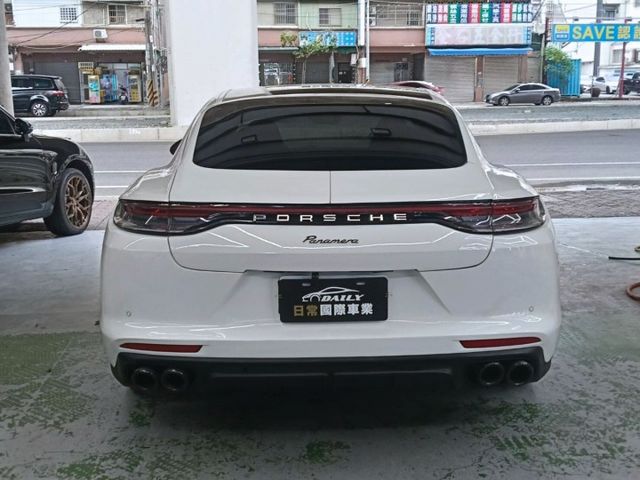 老改新款，四門豪華跑車搭配醒目貫穿尾燈，3.6L V6 自然進氣動力充足，行駛順暢，操控精準，底盤穩固，駕駛體驗出色  第19張相片