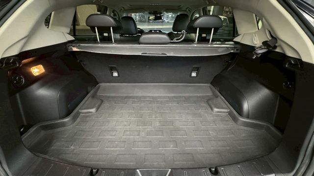 天窗 摸門 電動座椅 電子手煞 加裝安卓機  第11張相片