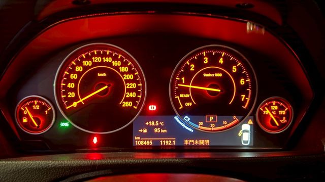 氣氛燈 迎賓燈 盲點 全景天窗 免鑰匙  第18張相片