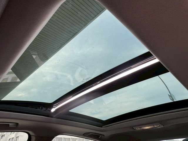 原鈑件 附上9萬整理工單 電動記憶座椅 前後雷達  第15張相片