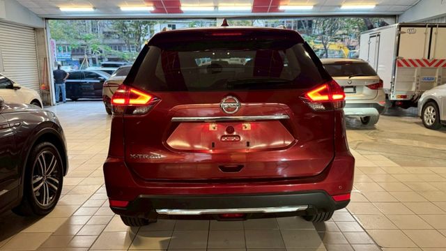 倒車顯影 後座出風口 恆溫空調 家用首選  第8張相片