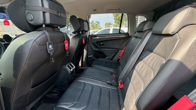 JBL環繞音響 電尾門 環景 電動記憶座椅 ACC跟車  第8張相片