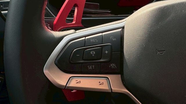 JBL環繞音響 電尾門 環景 電動記憶座椅 ACC跟車  第13張相片