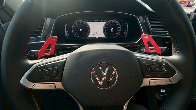 JBL環繞音響 電尾門 環景 電動記憶座椅 ACC跟車  第17張相片