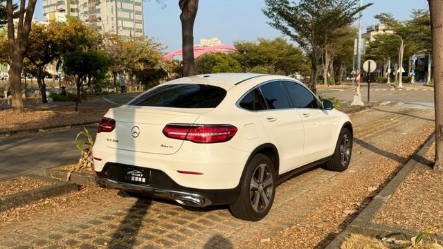 正柏林 23P 電尾門 電動記憶座椅  第5張相片