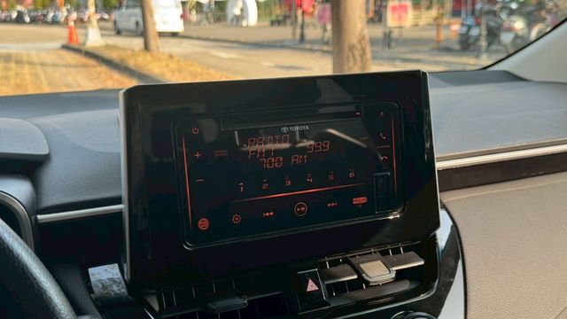 國民神車 省油代步  第14張相片