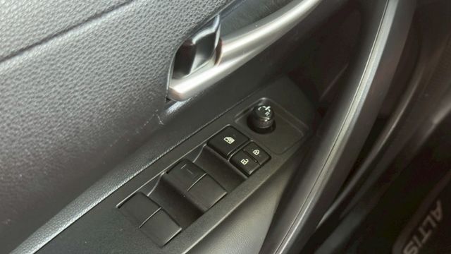 國民神車 省油代步  第18張相片