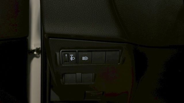 里程4千 原廠保固中  第17張相片