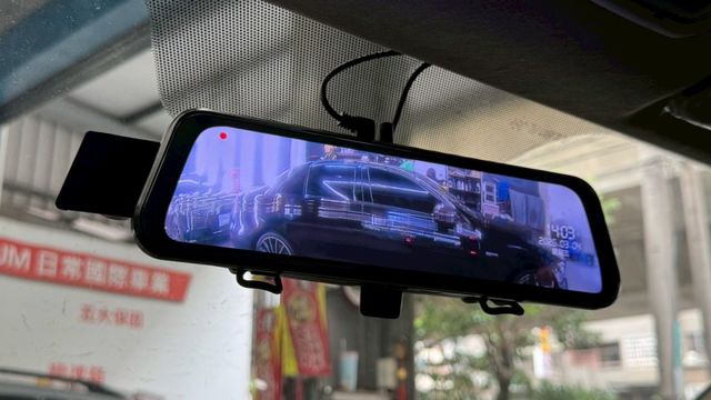 加裝電子後照鏡 倒車顯影  第19張相片
