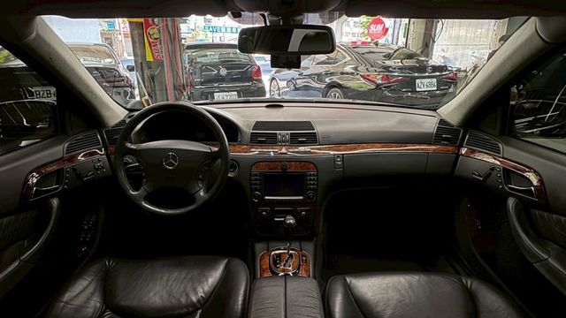 漆面漂亮 內裝皮革完好  第9張相片