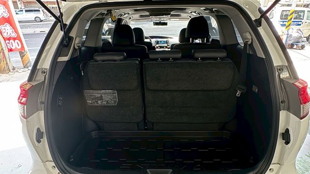 電動側滑門 7人座 2.4T  第10張相片