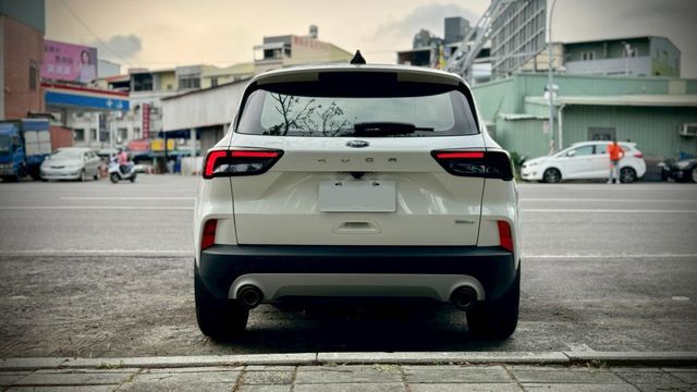 LV2 跟車 電動座椅  第7張相片