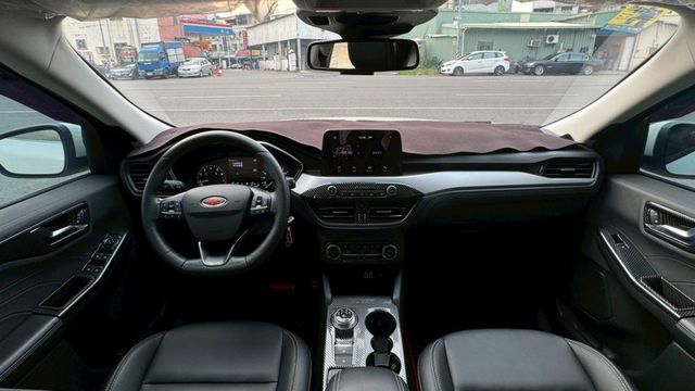 LV2 跟車 電動座椅  第10張相片