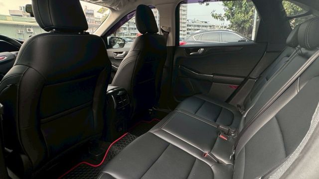 LV2 跟車 電動座椅  第11張相片