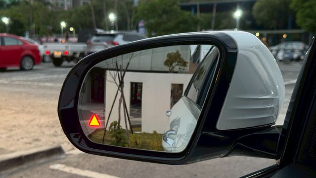 AMG套件 氣氛燈 360環景  第18張相片