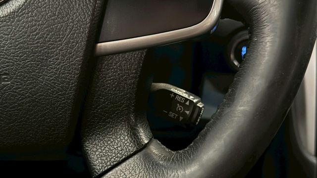 2.0最頂配 送全車拋光美容  第15張相片