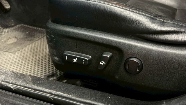 2.0最頂配 送全車拋光美容  第17張相片