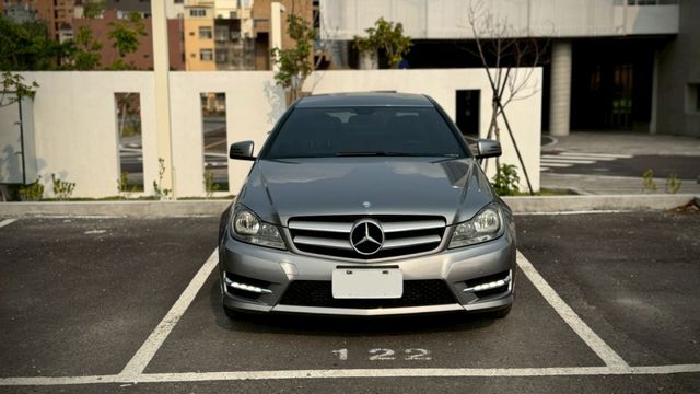 後驅雙門 原鈑件 末代W204  第2張相片