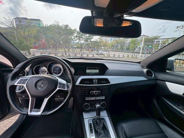 後驅雙門 原鈑件 末代W204  第12張相片