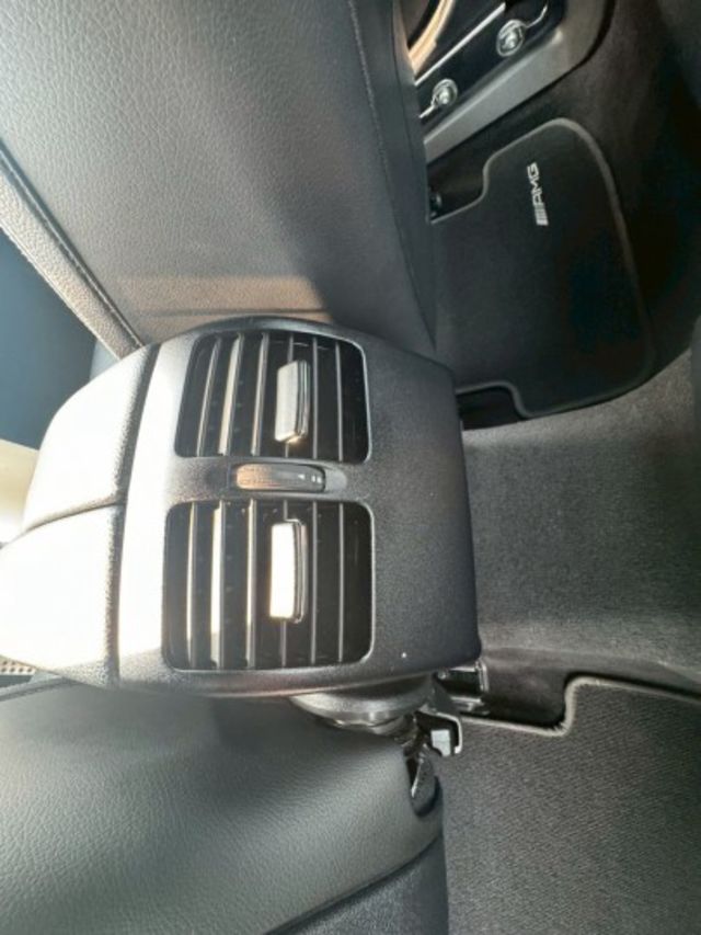 後驅雙門 原鈑件 末代W204  第17張相片