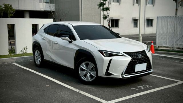 原廠保固中 油電最高配  第2張相片