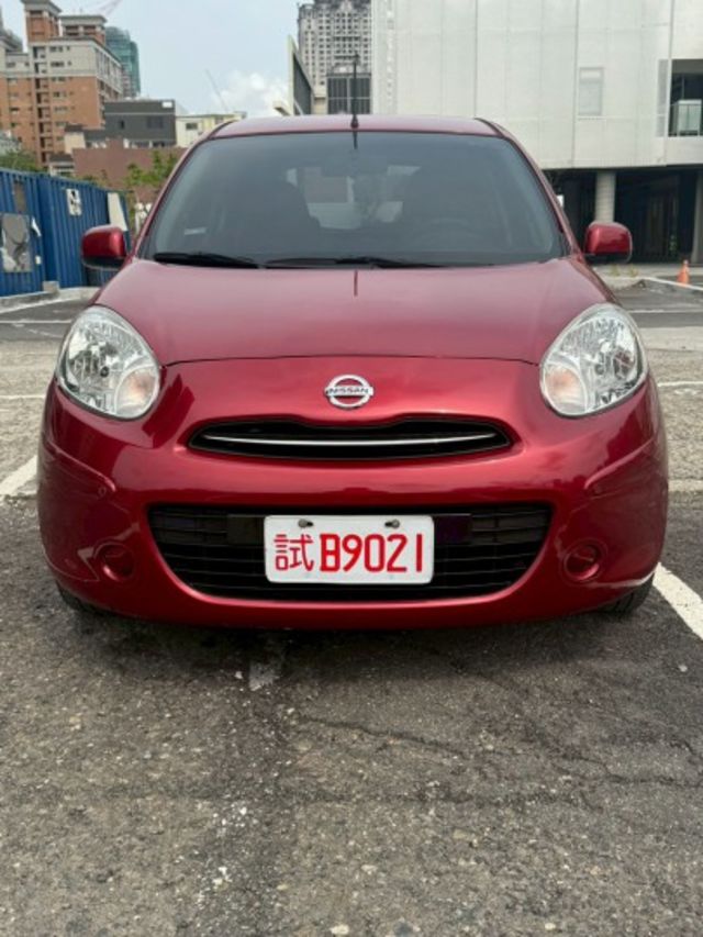 輕巧小車身 省油省稅金 不用20萬  第2張相片