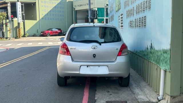 都會小休旅 加裝安卓機 倒車顯影~  第6張相片