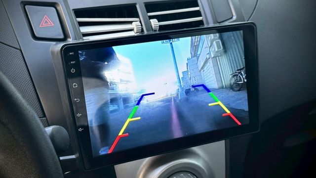 都會小休旅 加裝安卓機 倒車顯影~  第15張相片