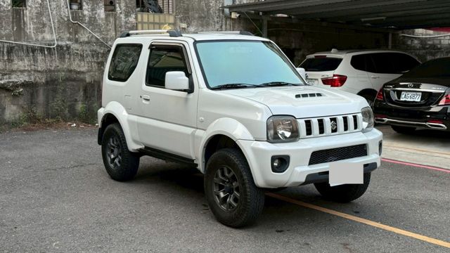 日本原裝進口 加裝安卓機 分時四輪驅動越野能力強悍  第4張相片