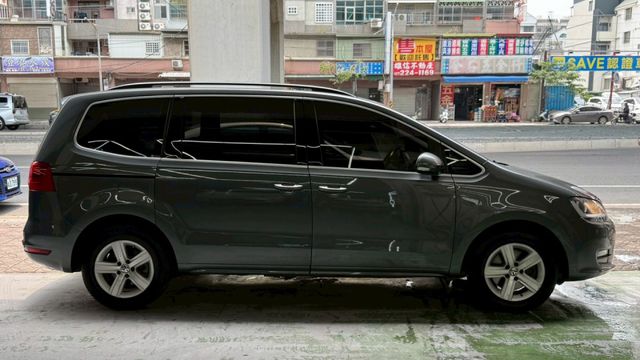 柴油7人座，家庭旅遊更省更方便，贈送安卓機  第5張相片