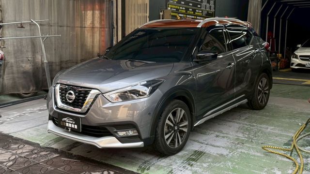 一手車 原廠定期保養＋已鍍膜  第3張相片