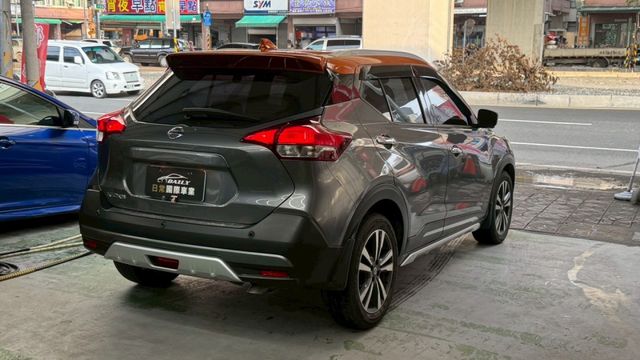一手車 原廠定期保養＋已鍍膜  第6張相片